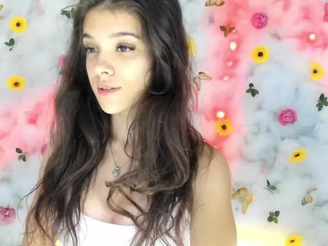 BabyAylin from BongaCams