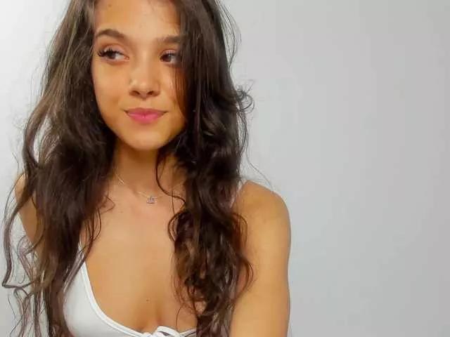BabyAylin from BongaCams