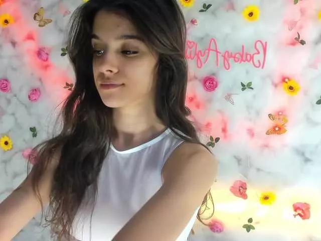 BabyAylin from BongaCams