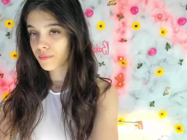 BabyAylin from BongaCams