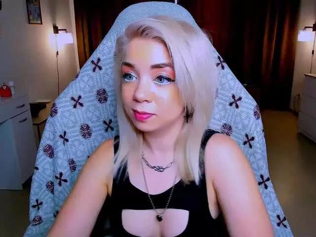 BabyNicole from BongaCams