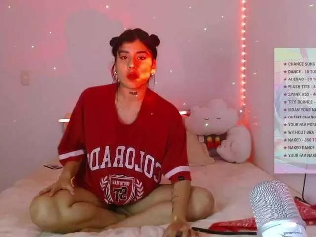 BabyQueen from BongaCams