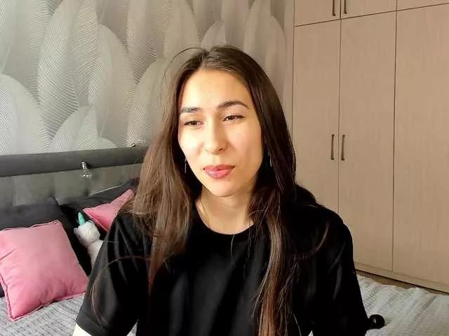 Bambiiiii from BongaCams