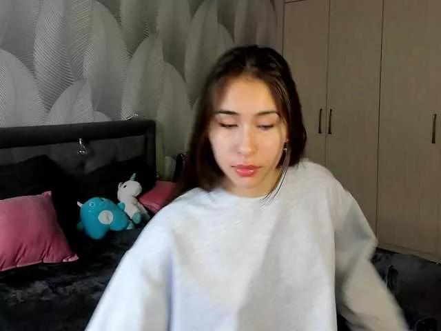 Bambiiiii from BongaCams