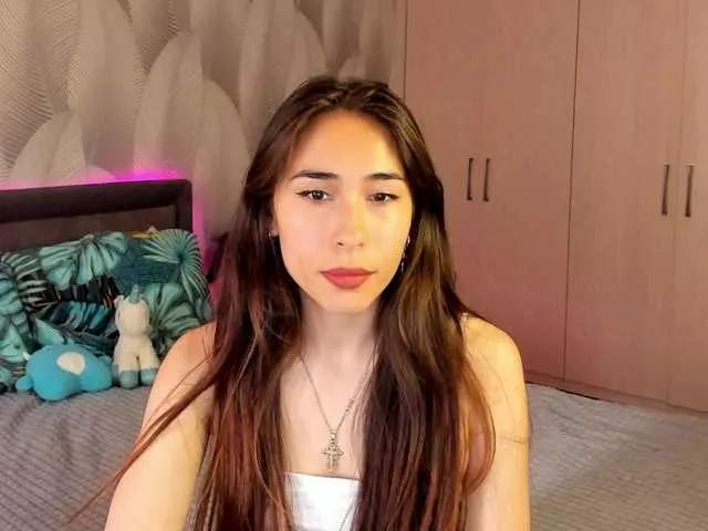 Bambiiiii from BongaCams