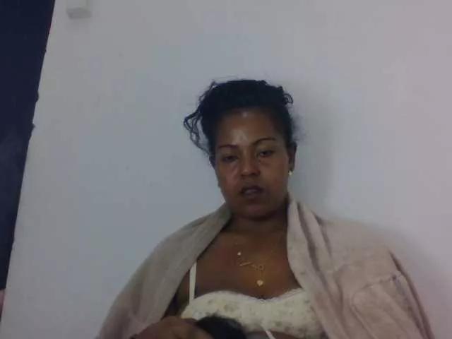 Barbie12 from BongaCams