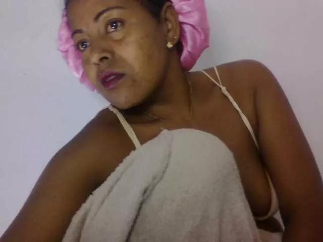 Barbie12 from BongaCams