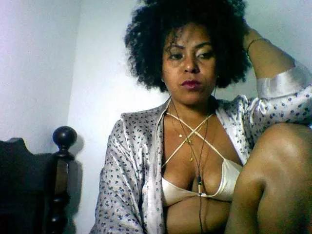 Barbie12 from BongaCams