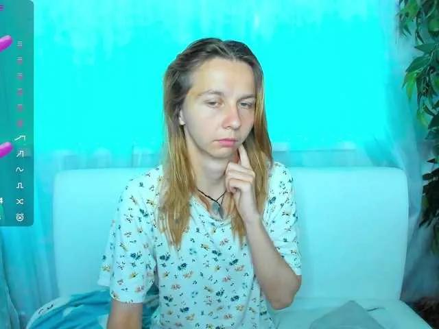 Beellami from BongaCams