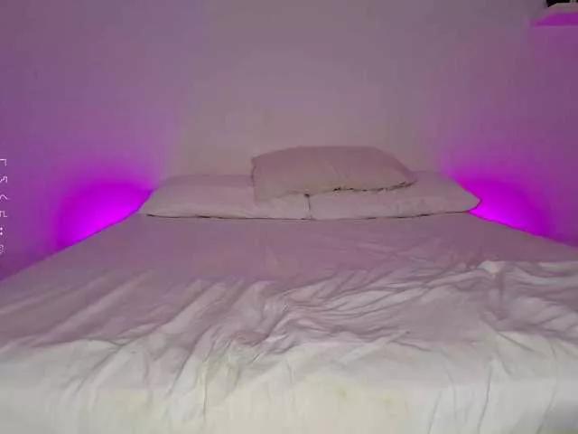 Bella-J from BongaCams