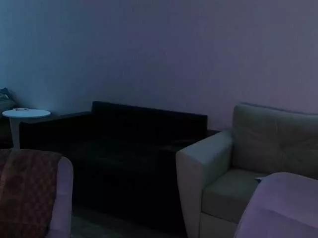 Bella-Oskar from BongaCams