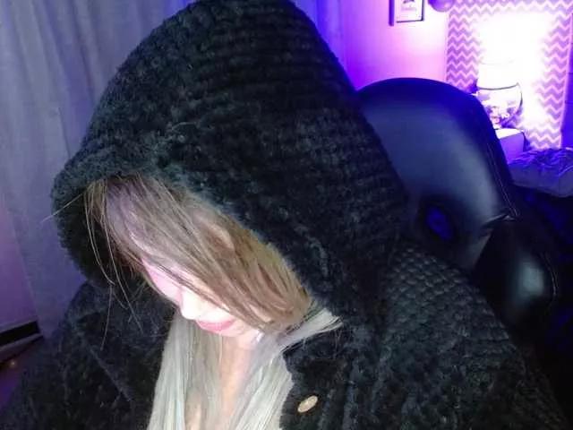 bella-savati from BongaCams