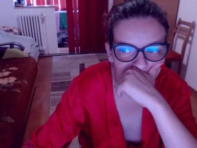 bellaro from BongaCams