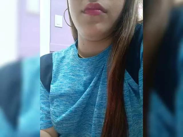 BellaSaint from BongaCams