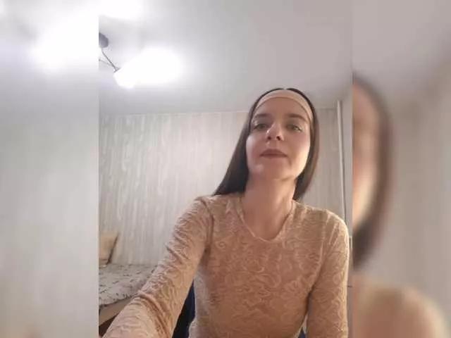 BellaTasty from BongaCams