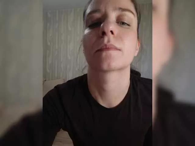 BellaTasty from BongaCams