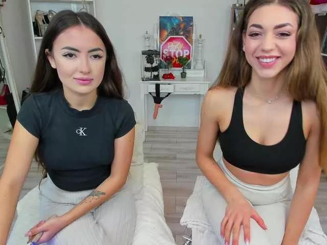 Bellaxdoll from BongaCams
