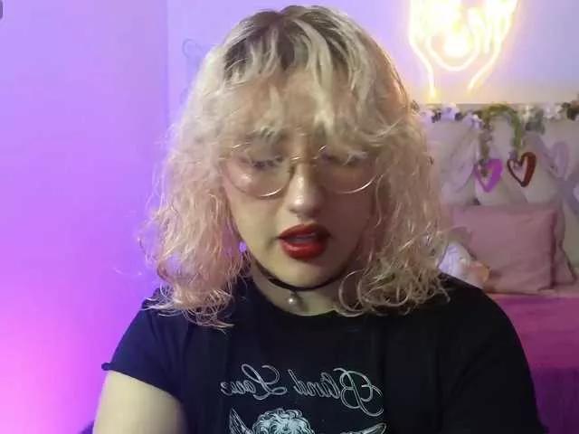 Bjchela-tay webcams show profile image 