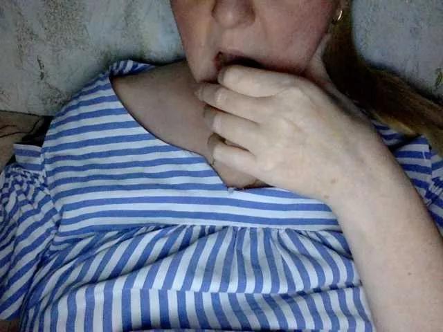 BlondyVio webcams show profile image 