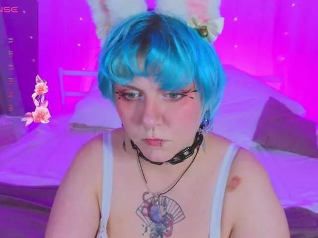 Bluelunaray webcams show profile image 