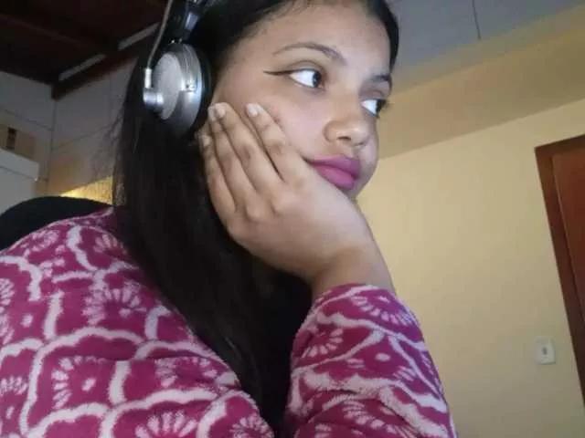 Bombonzin from BongaCams