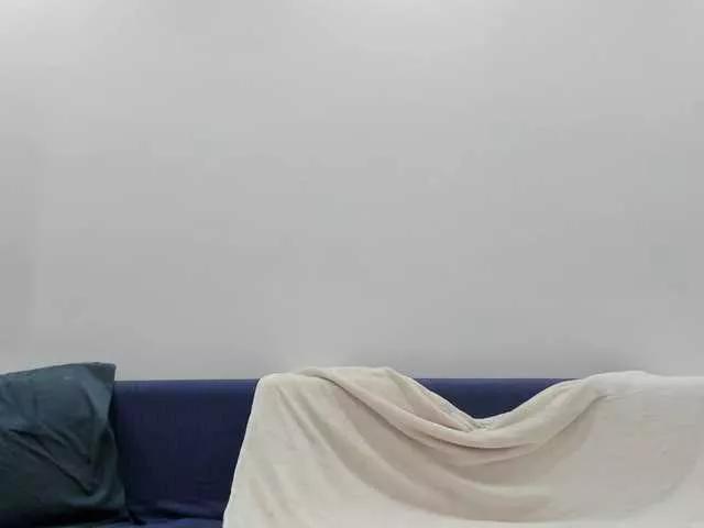 Bubble-gum122 webcams show profile image 