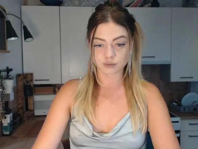 BuffyFire from BongaCams