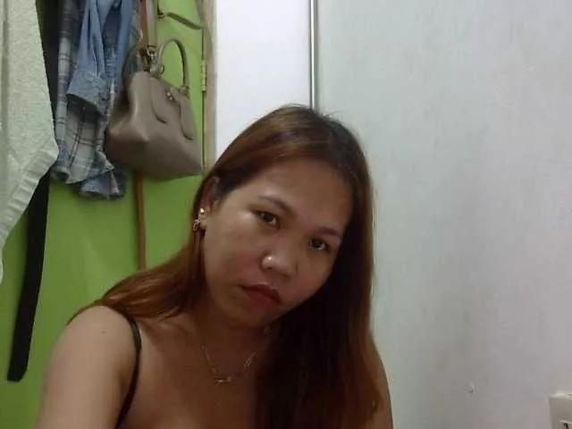 Bunnygreen from BongaCams