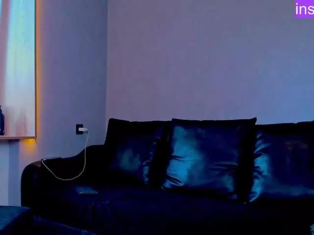 callmetori from BongaCams