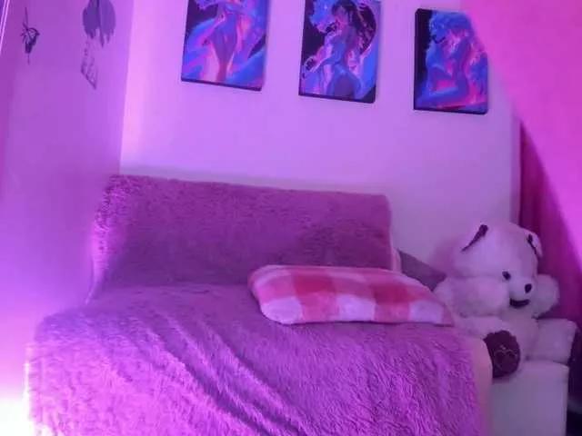 CannelleX from BongaCams
