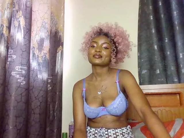 Caramelxoxo from BongaCams