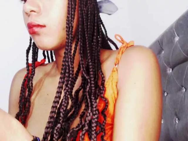 Cata-Santana from BongaCams