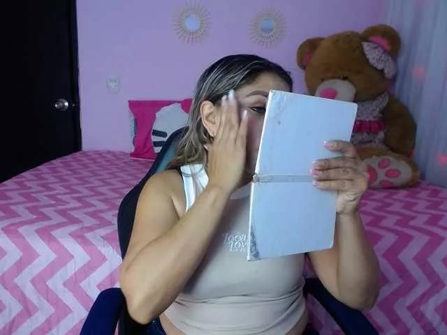 catabigass1 from BongaCams