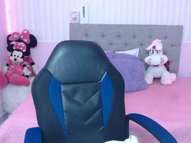catabigass1 from BongaCams