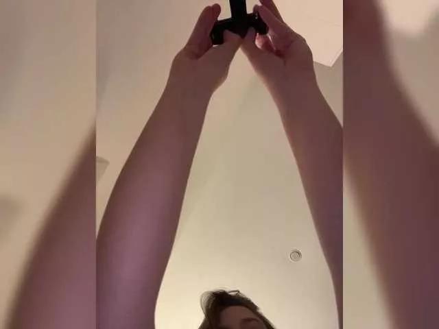 Chiculya from BongaCams