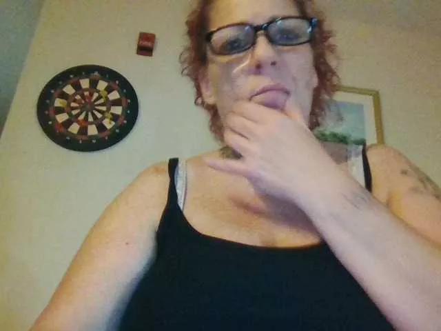 Cinnamon75 from BongaCams