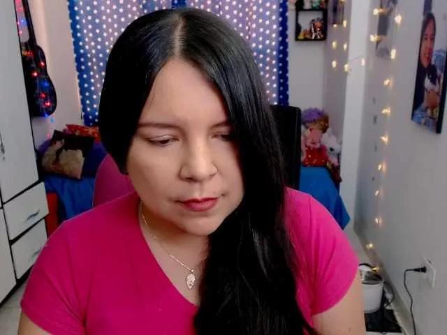 Clarie- webcams show profile image 
