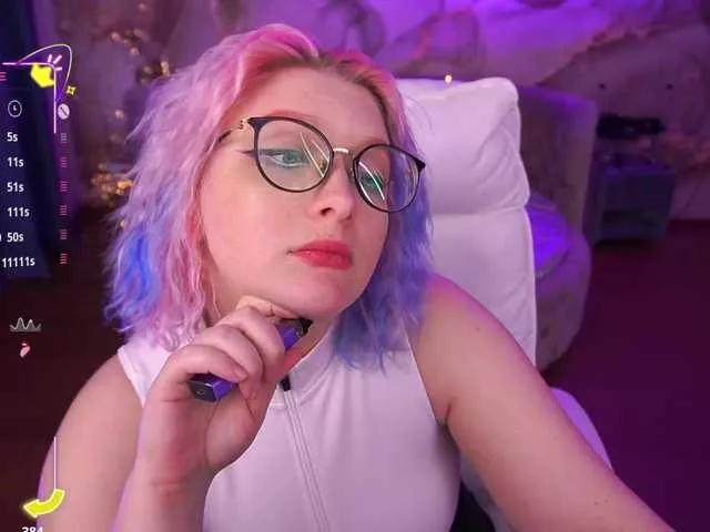 CoolTatis from BongaCams