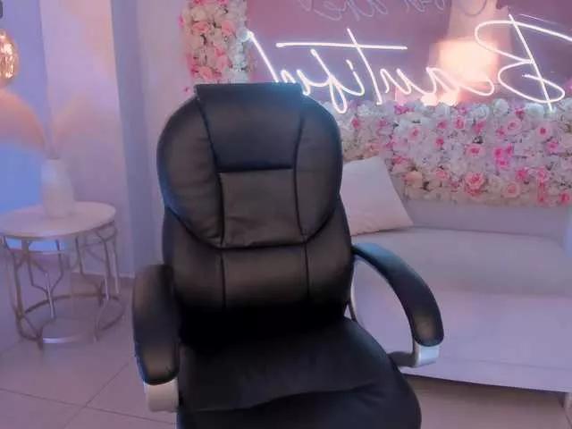 DannaCruz from BongaCams