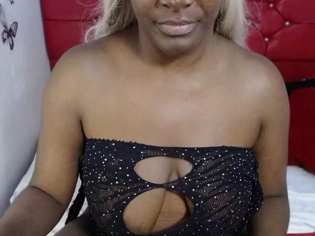 dannajonez from BongaCams