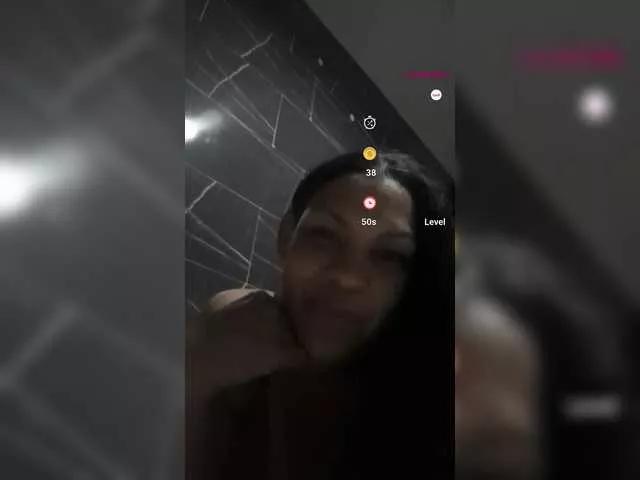 Dannapez from BongaCams