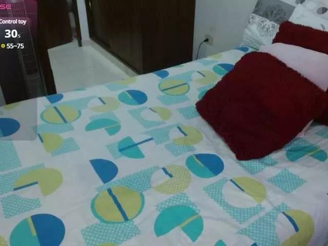 DannyXXXmom from BongaCams