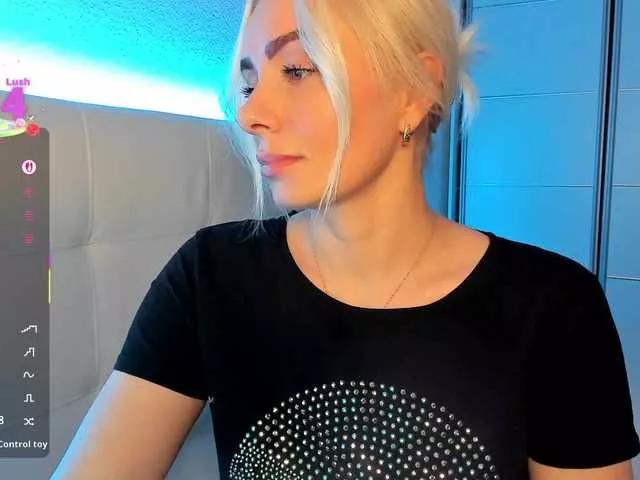 Dashulakiss1 webcams show profile image 