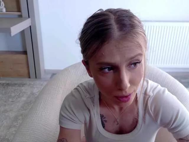 DiddySweet1 from BongaCams