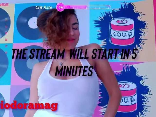 DiodoraDi from BongaCams