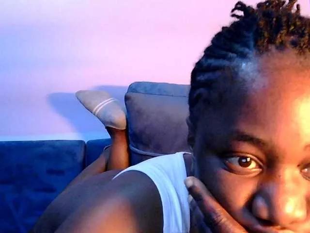 Divine-asss from BongaCams