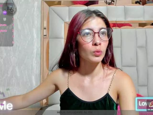dixxiee from BongaCams