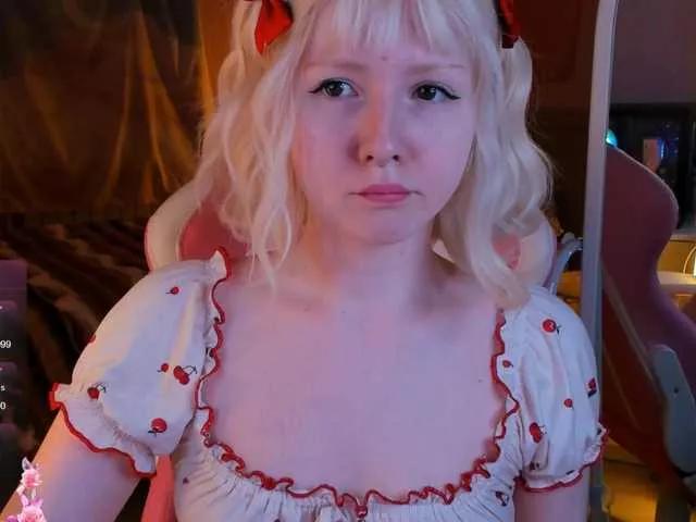 DollRose from BongaCams