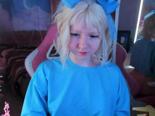 DollRose from BongaCams