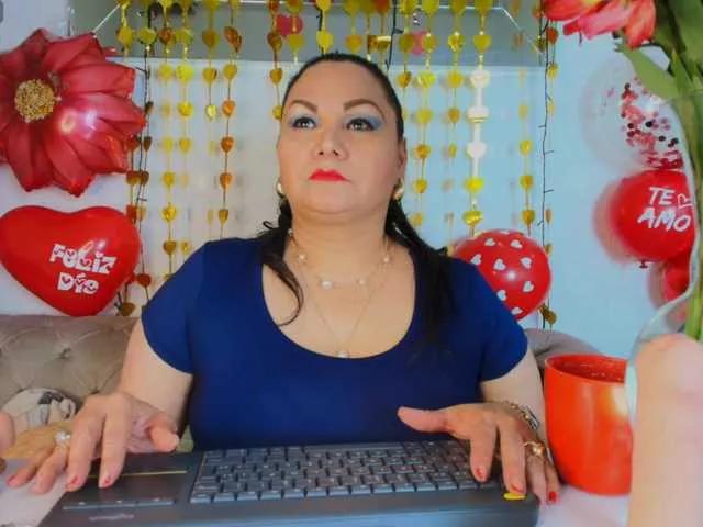 EllenaBoobs from BongaCams